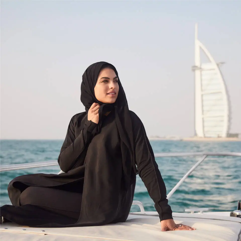 DAM_JUMEIRAH BREAKS_GLOBAL LISTING CARD